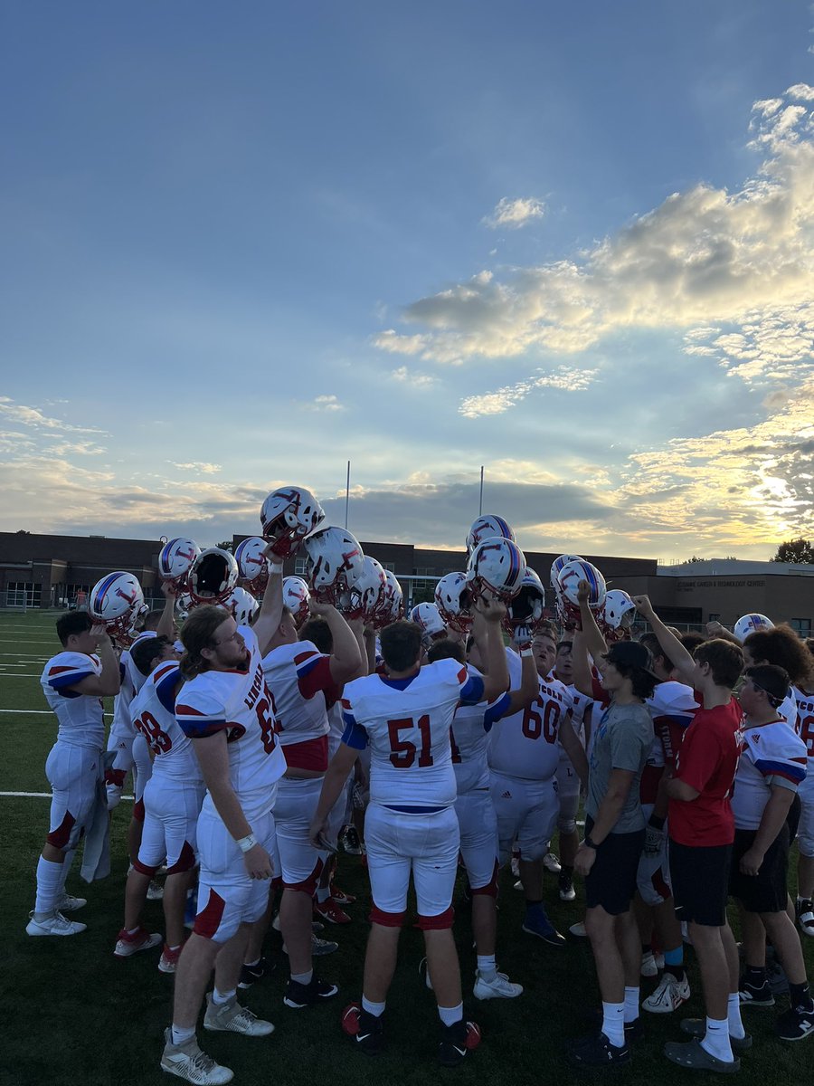 LC_Patriots's tweet photo. JV Patriots win it! 

A TOUGH 6-0 win over East Jessamine tonight! Our guys made a stand when it mattered! 

We’re proud of our young team and their improvements! 

JV Pats are 2-0! https://t.co/fduzUHBIvj