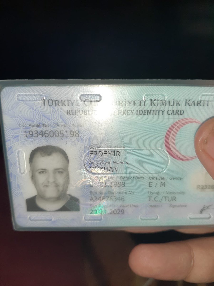 Bu orospu çocuğuna asla para atmayın parayı aldı her yerden engelledi. #biletarıyorum #Galatasaraybilet #kombinedevir #kombinedevret #biletdevir #gsbilet #BİLET #bilet #gsbilet #galatasaray 
#biletdevir #GS #kombinetransfer