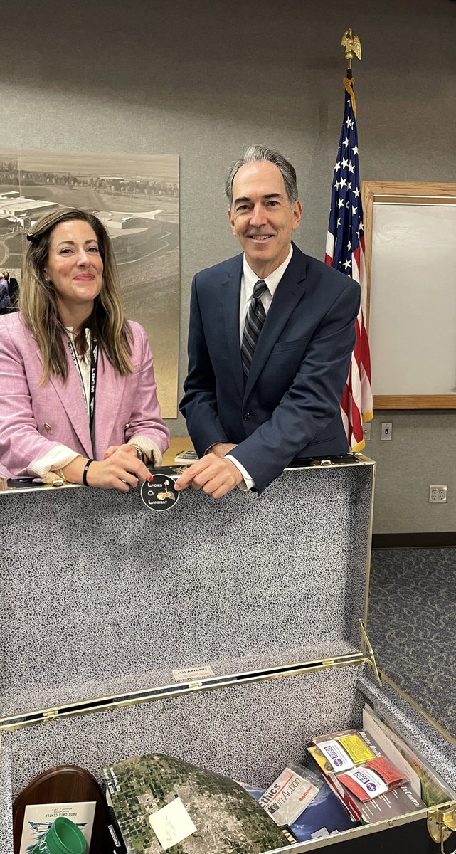 It was an honor to be invited to speak on my @USGSLandsat Mendenhall research for leaders like @USGS Director Applegate at the @USGS_EROS 50th Anniversary ceremony! 🥳📡🛰️ Also surreal to be able to add a @LadiesOfLandsat sticker to the Center’s living time capsule!⏳🧰