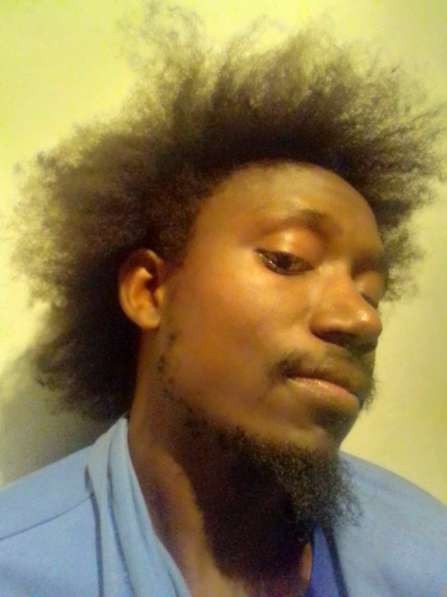 Oi_Musicalista's tweet photo. #HurrahMusicalister
Music is ma life and death 4ever!
I'm lyricist and music arranger of @Kluduro meantime am @Kludurista as @Kludurister 
👉 Do u adore it too? https://t.co/cq57cjBDxP