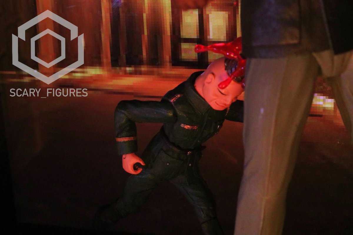 FiguresScary's tweet photo. Worse than ankle biting
#actionfigure #actionfigures #figurephotography #horror #HorrorMovies #HorrorMovie #neca #puppetmaster #puppetmastermovie #tunneler https://t.co/LeWe8St9gn