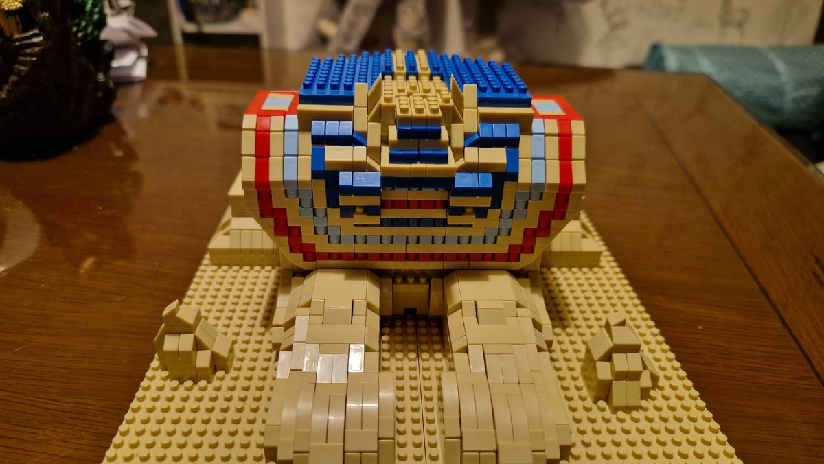 DevilishMonkey8's tweet photo. My mini lego pieces Egyptian Sphinx model after 3 days lol nearly there #Lego #MiniLego https://t.co/qkvZrTlOOI