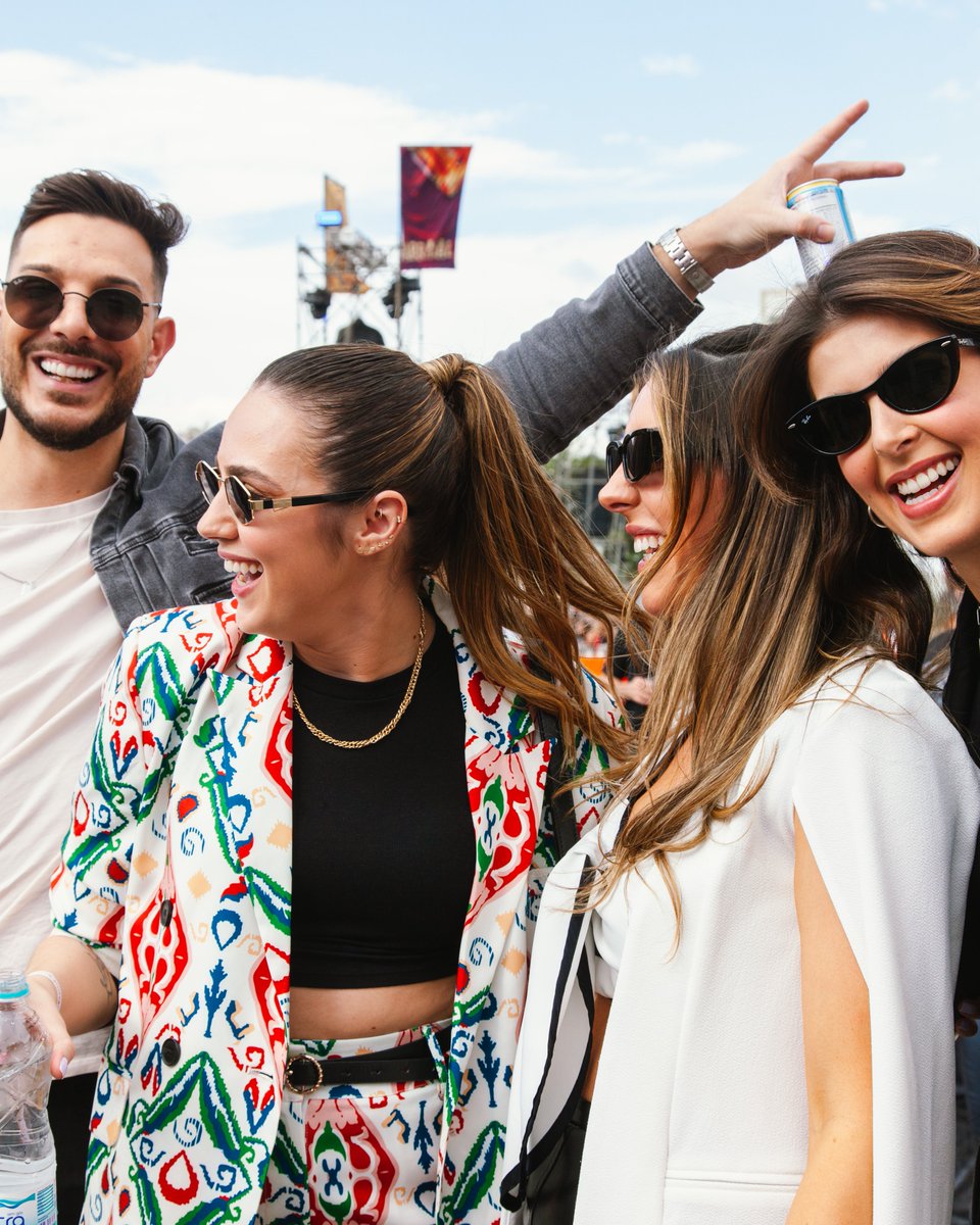 Farraial tweet media