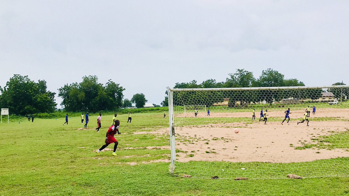 LapaiAcademy's tweet photo. Thursday 24th august a soccer scout grazed LFA at lapai for local talented young players .
The entire team participated. Four teams 
#football #viral #viralpost #fypシ゚viralシ #scouting https://t.co/EMRGS4wVUJ