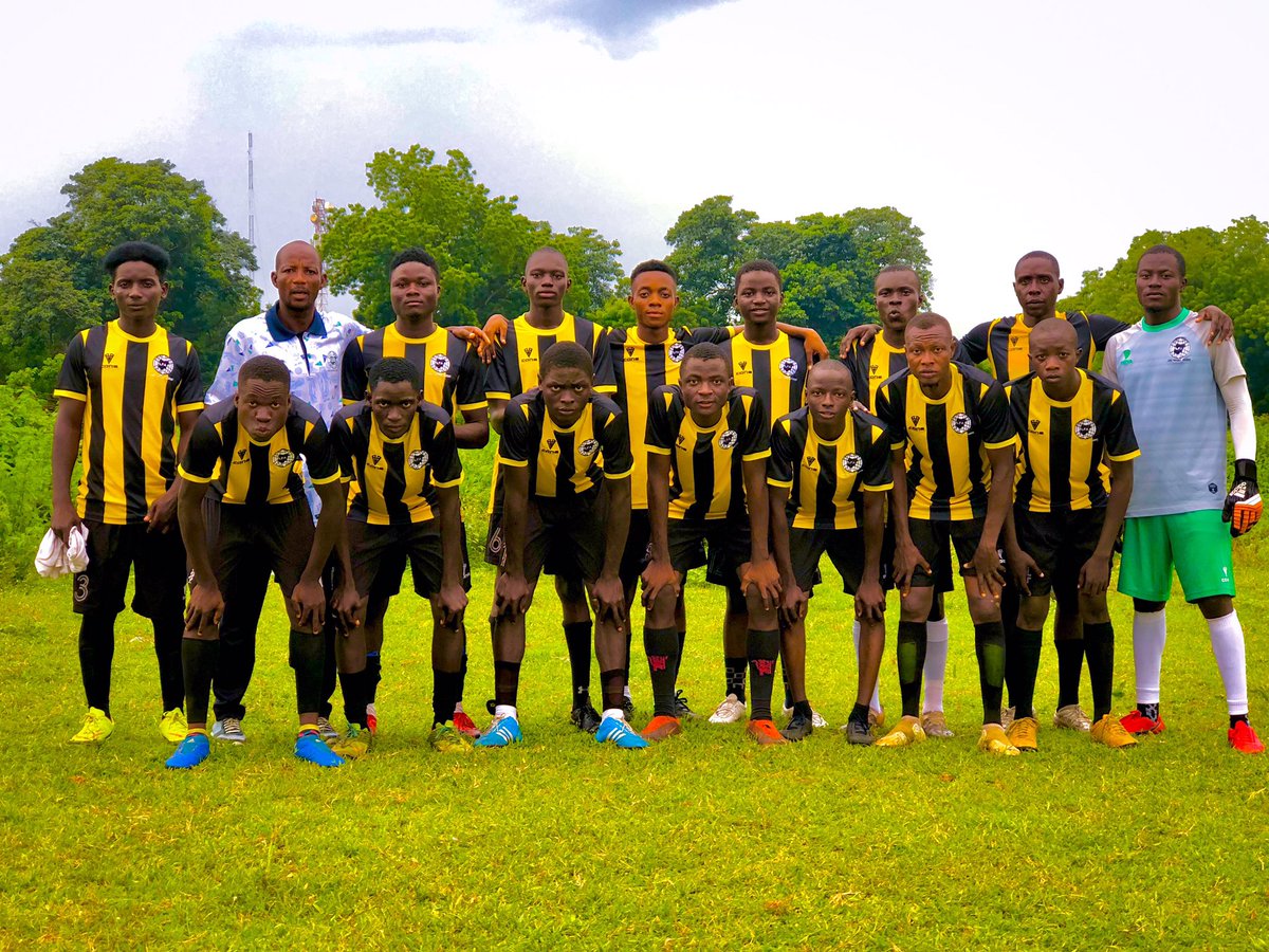 LapaiAcademy's tweet photo. Thursday 24th august a soccer scout grazed LFA at lapai for local talented young players .
The entire team participated. Four teams 
#football #viral #viralpost #fypシ゚viralシ #scouting https://t.co/EMRGS4wVUJ
