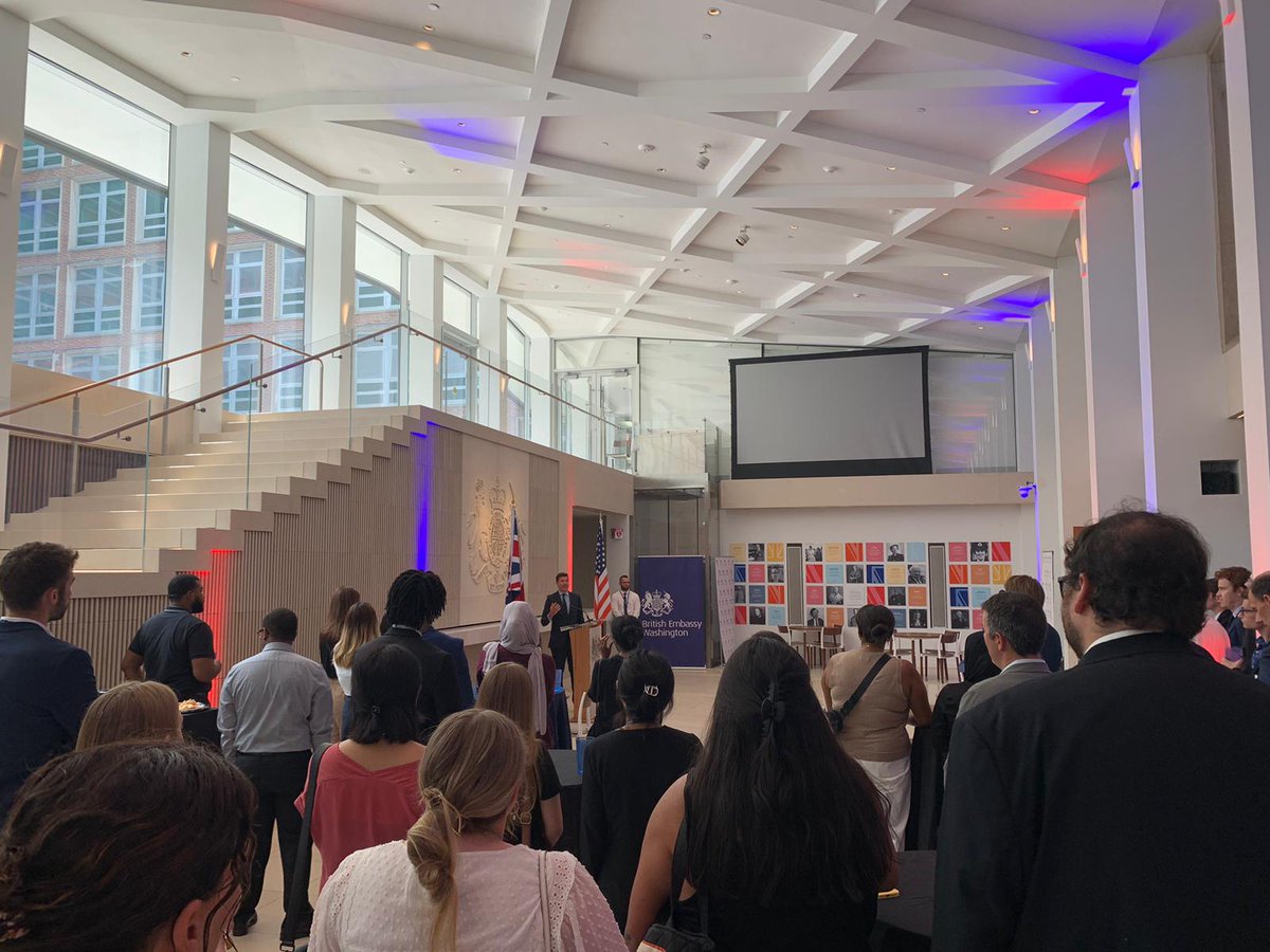 UKinUSA's tweet photo. Great to host the new graduate class at @AmericanU @AU_SIS. 🇬🇧-🇺🇸 partnership in education is an important piece of the special relationship and it was great to speak with the next generation of diplomats and professionals in international affairs. https://t.co/R3TOKKOSBS