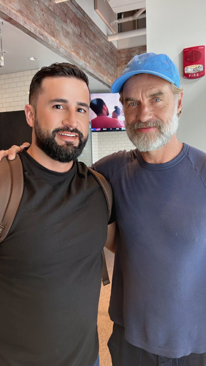 Great way to start my week!! I just met #murray bartlett and he was the nicest human on earth #whitelotus #boston
