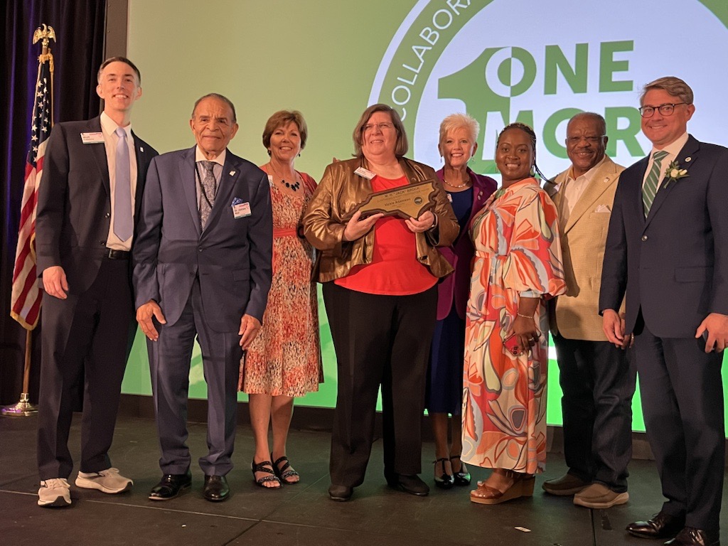 Congrats to Commissioner <a href="/vickieforwake/">Vickie Adamson</a> for receiving the <a href="/NCACC/">North Carolina Association of County Commissioners</a> 2023 Outstanding County Commissioner Award for her work on Operation Greenlight! 🎉

Surrounded by her fellow board members, she accepted the plaque during the NCACC's annual conference, which #WakeCounty hosted.