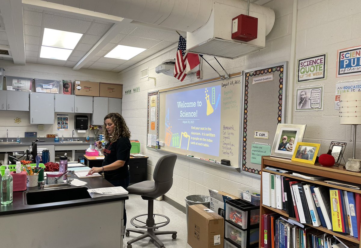 BSMSPhoenix's tweet image. We had an exciting 1st day building relationships &amp;amp; learning about the curriculum! Thank you all for your patience and cooperation as we navigated the newness of the first day of school! @LadyNicoleAver1 @DrKimberlyGoods