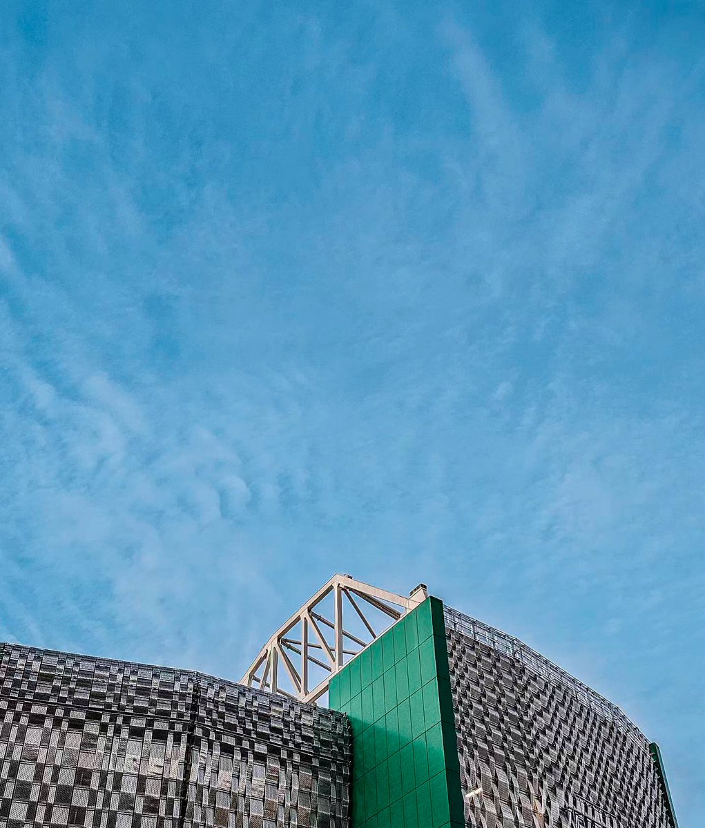 Palmeiras's tweet photo. Nenhum lugar é como o nosso lar! 💚

📷 verdaowallpaper

#AvantiPalestra https://t.co/qNClGyBjtQ