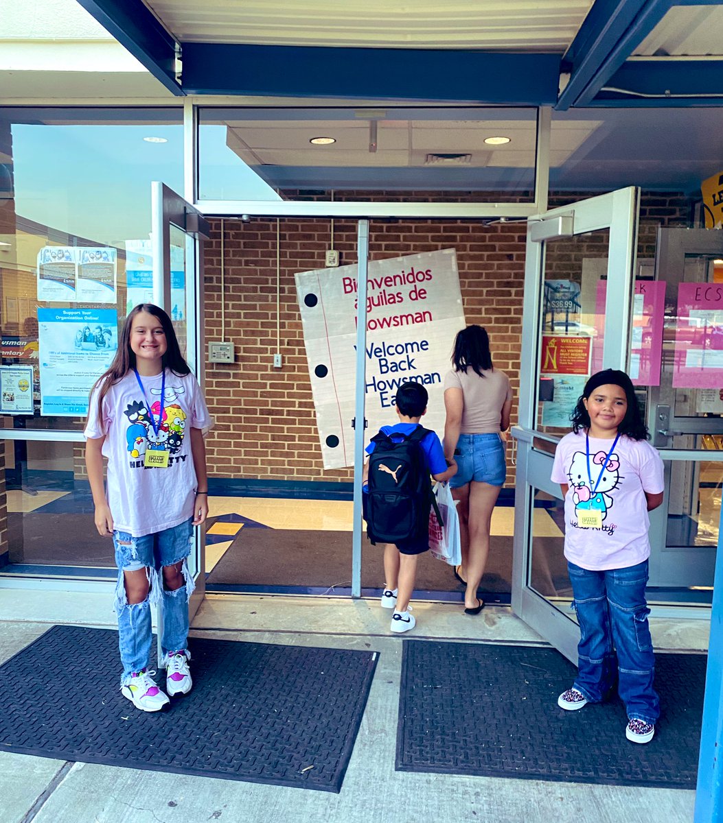 BiselvaOrtega's tweet photo. 1st day of school was a success! Our student leaders were ready to welcome everyone, anchors for morning announcements were prepared, and we had the fastest dismissal for day1️⃣. @NISDHowsman @IDismiss #TeamNorthside #BetterTogether https://t.co/Urk1dMBeA0