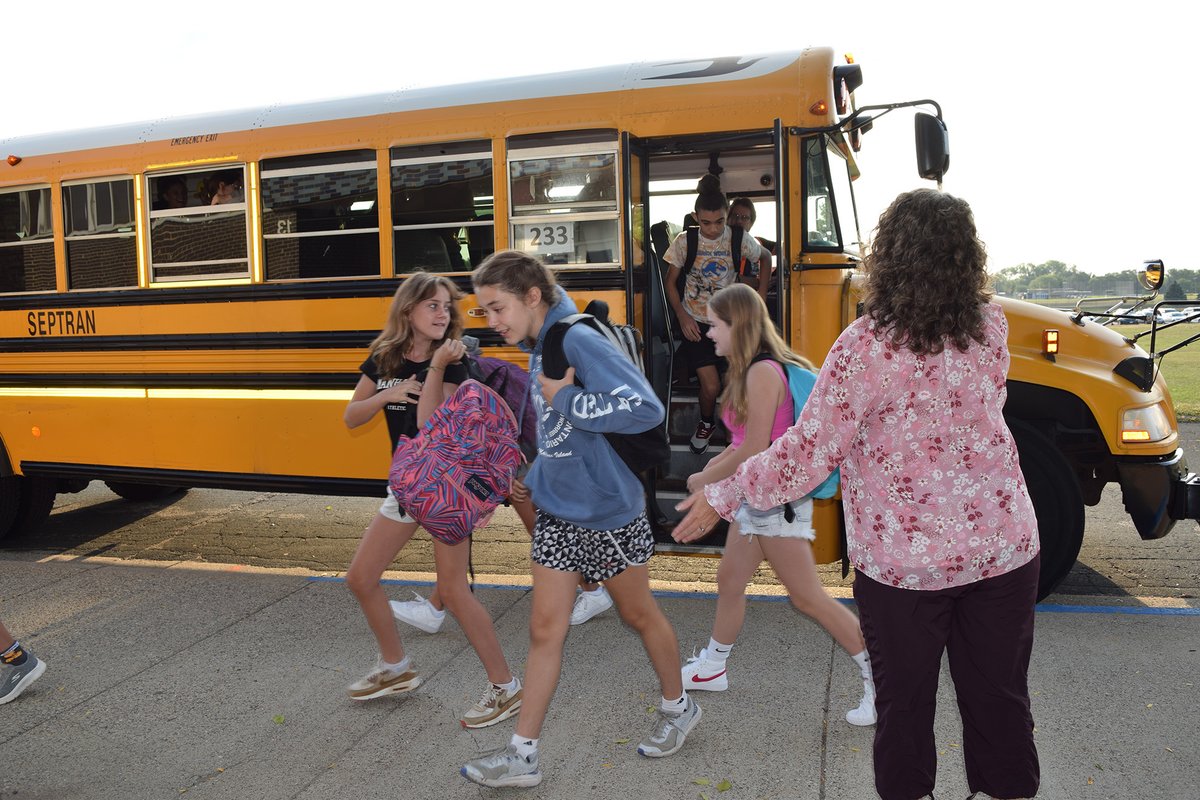 bps271's tweet photo. School started today for our middle and high school students! Elementary kiddos come back tomorrow. Please share your first day photos with us using the hashtag #BPSFirstDay https://t.co/zjc6aIQGGq
