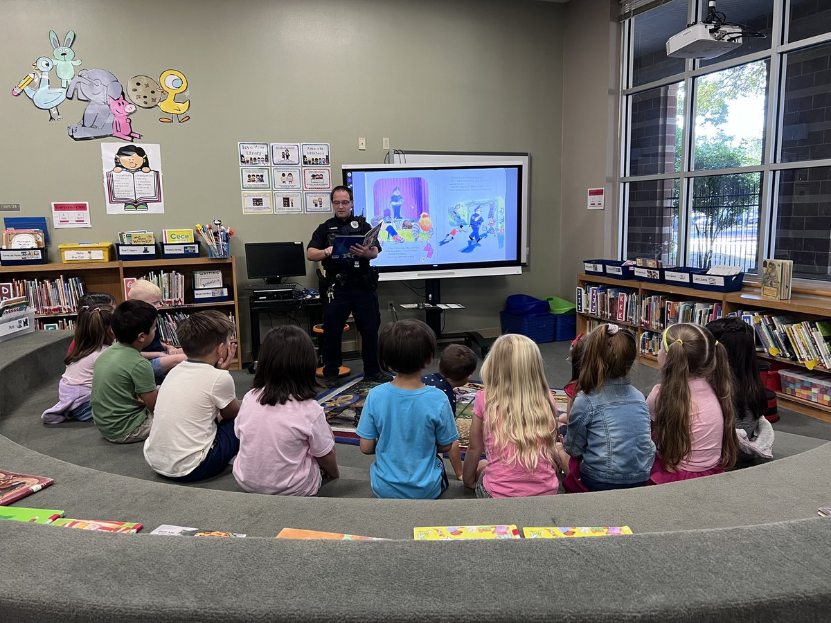 Kendall Elementary Library tweet media