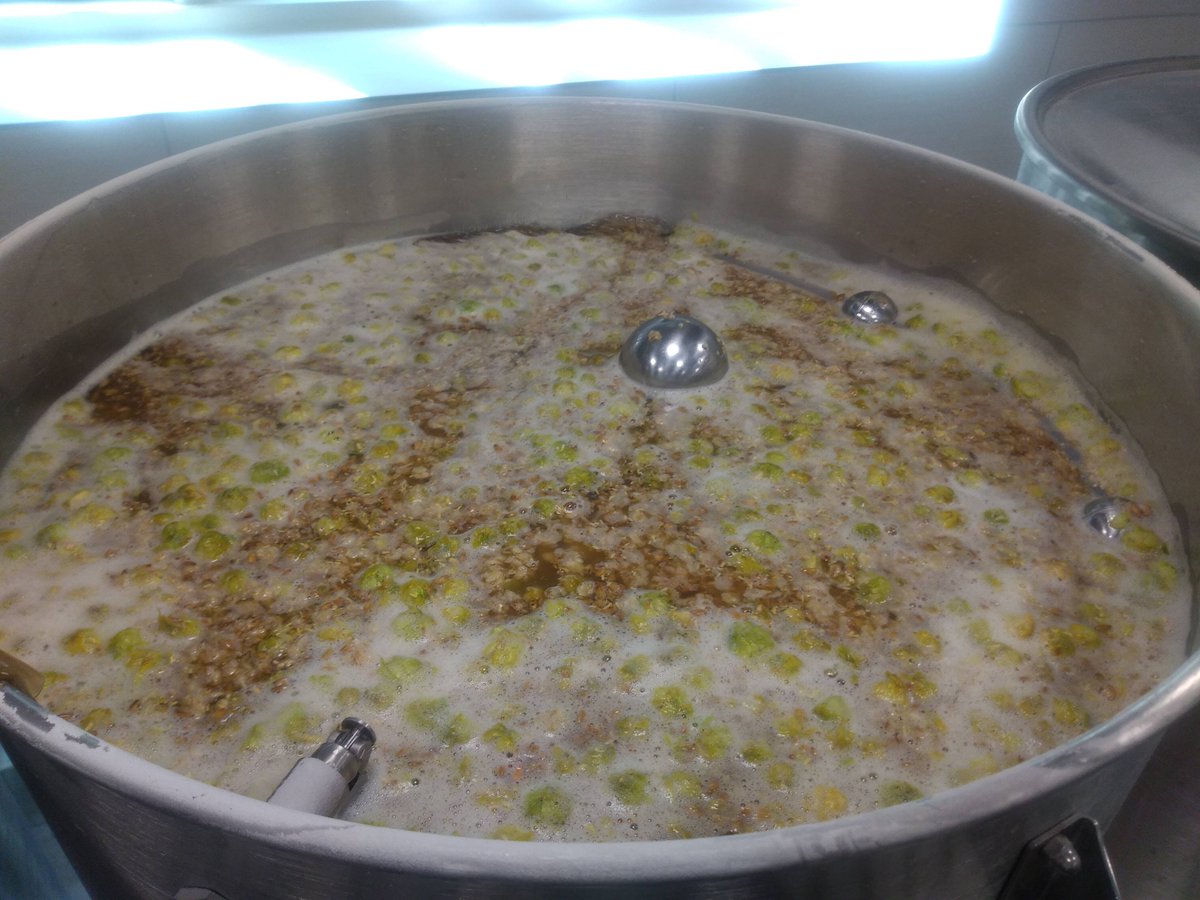 KeldlingBrew's tweet photo. Brew#152: Brewed "Keldling Brew - Powerless w. Amarillo - NEIPA" (https://t.co/KEIVKd2nCu)
From Mash to Tank without any additional Heating. It saves a lot of Energy. 
Is it possible?
It was yet another cozy &amp; nerdy Brewday with my Son.
#beer #homebrew #mashonly #vegan #organic https://t.co/M4cawTrrDy