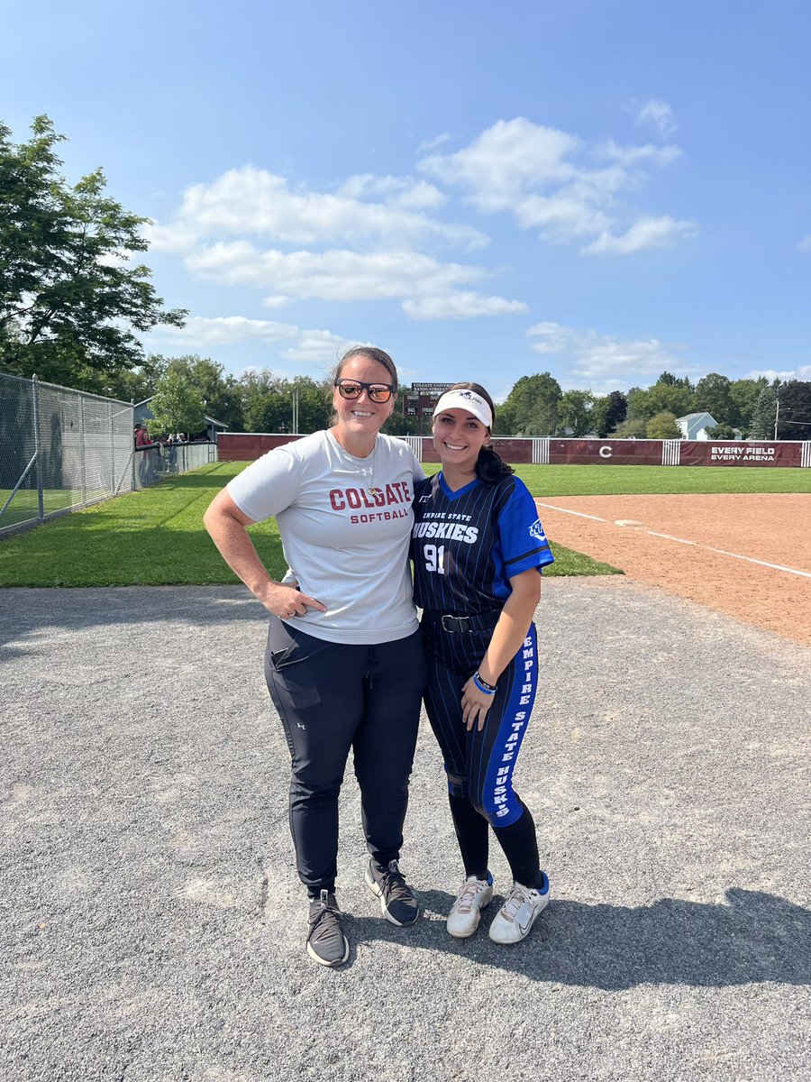 Bre Hayes tweet media