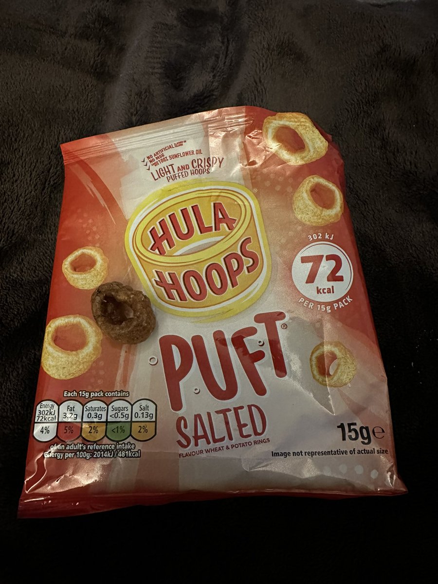 Nabo2603's tweet photo. @KPSnacks I found this imposter in our Hula Hoops Pufts. Should it be there or did it miss quality control? https://t.co/0An5U713ge