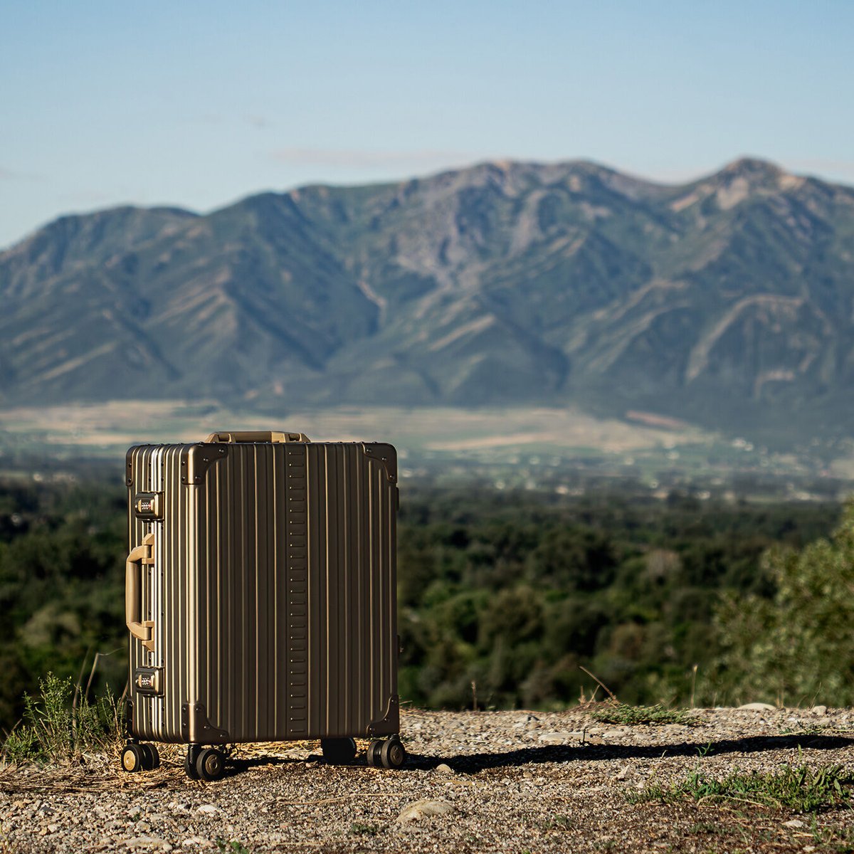 Aleon Aluminum Case tweet media