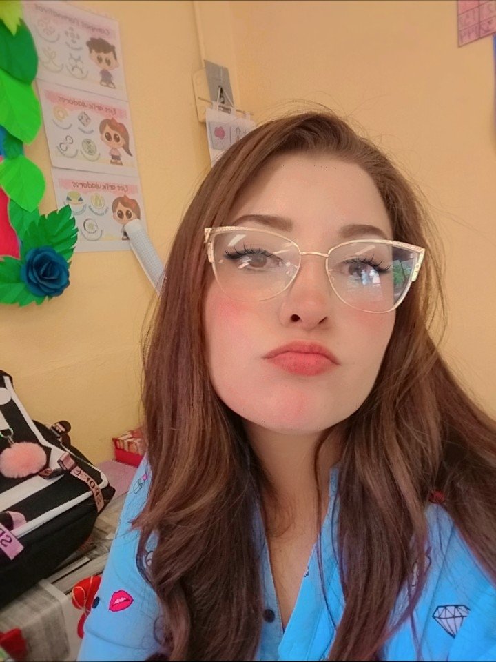 Miss_karenSdo's tweet photo. Este ciclo tal vez no sepa que hacer con los campos formativos, pero me veo fabulosa haciendo como que hago 😂 https://t.co/9ECQafosCq