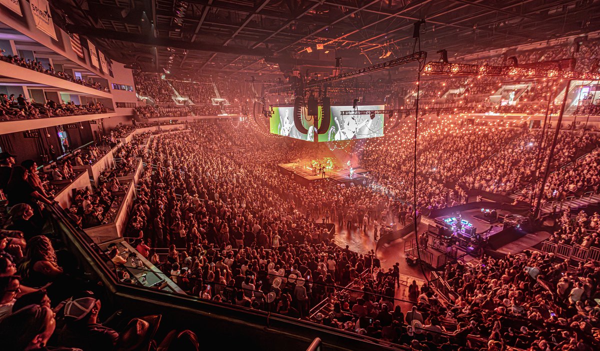 Last night's all night revival with <a href="/zachlanebryan/">Zach Bryan</a> set multiple new venue records! Thank you to Zach, his band &amp; crew, and AEG Presents for a historic night 💯

✔️ Highest attended show at 16,172 fans
✔️ Highest grossing food &amp; beverage sales
✔️ Highest grossing merchandise sales