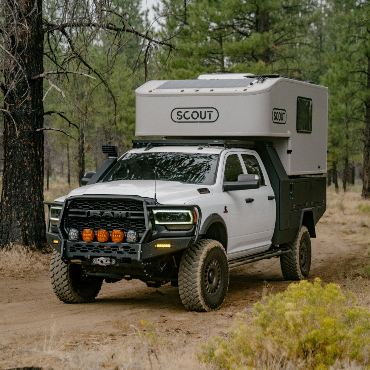 overlandbound's tweet image. Checkout the evolution of @roaminglost's 2022 Ram 3500. He started this process in January of last year and has been slowly and methodically upgrading, updating and modding it from stock (image 2) to overland ready (image 4). 👏 

#overland #overlanding #overlandbuild