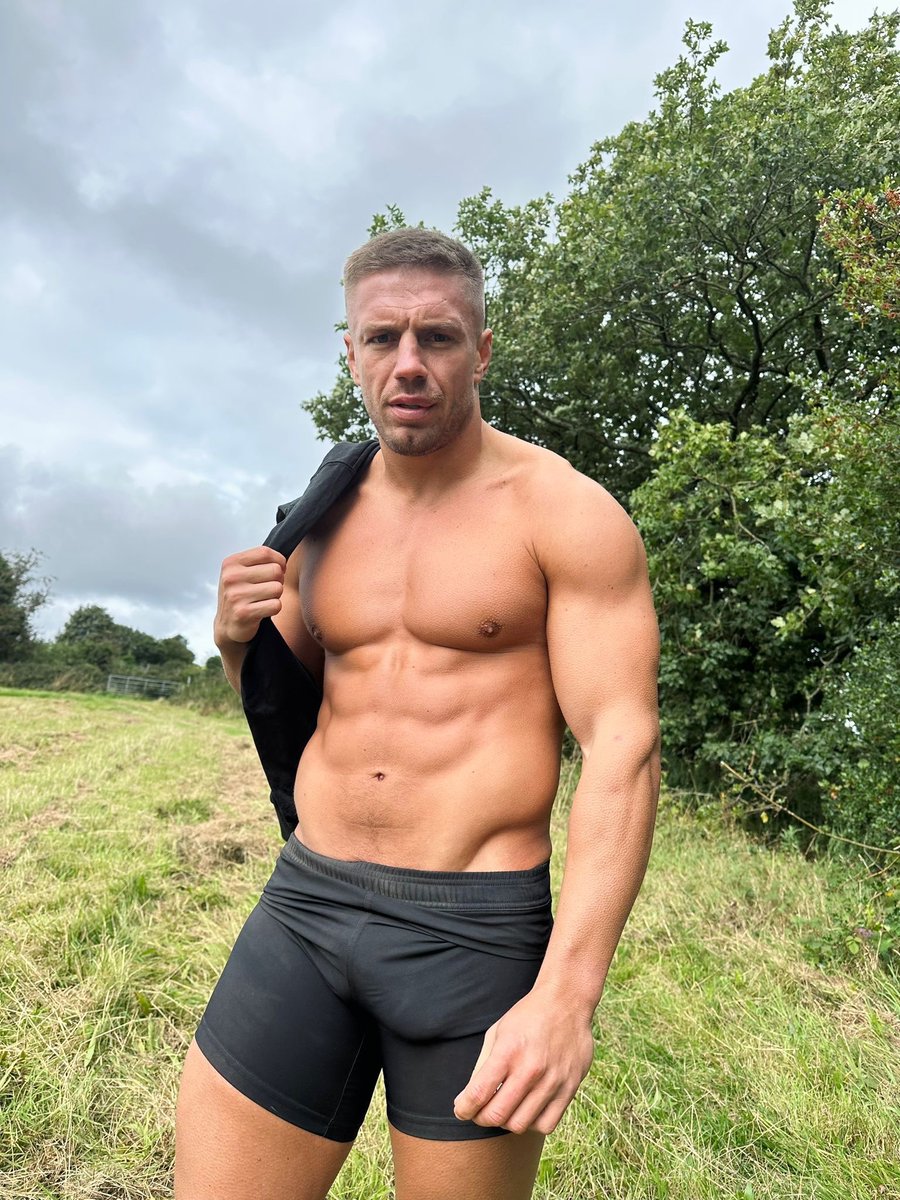 tbcbr1982 tweet media