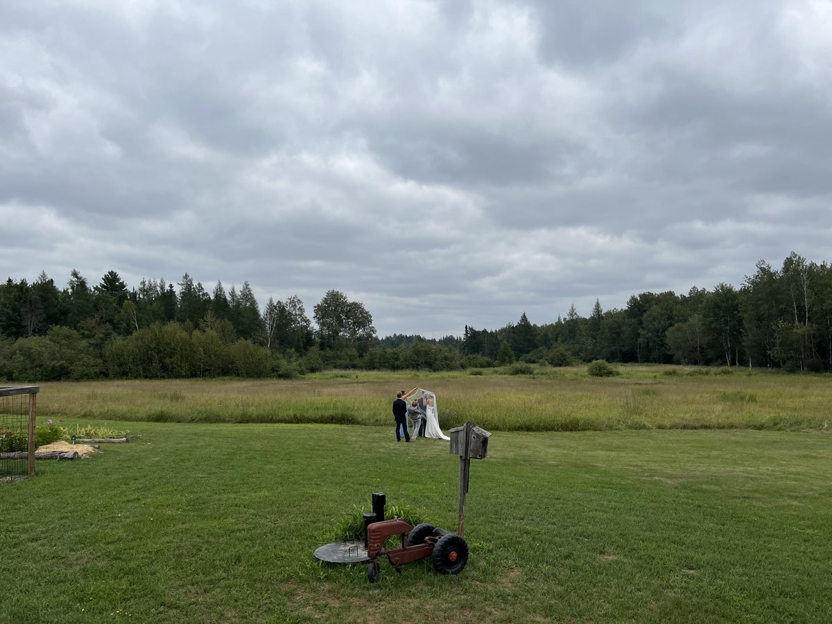 8/26/23 the Brule Barn Allie and Tyler Olson awesome family!!