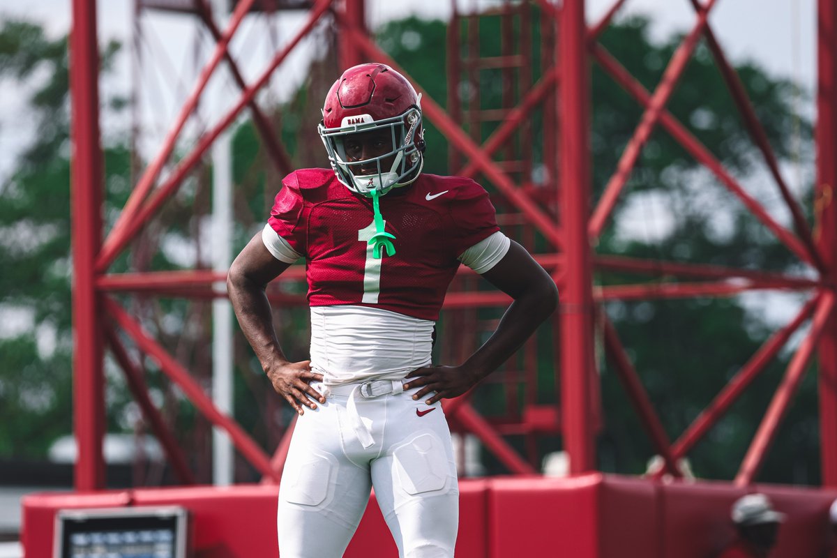 AlabamaFTBL's tweet photo. Game Week 👏👏👏 https://t.co/rUSaHqLDtE