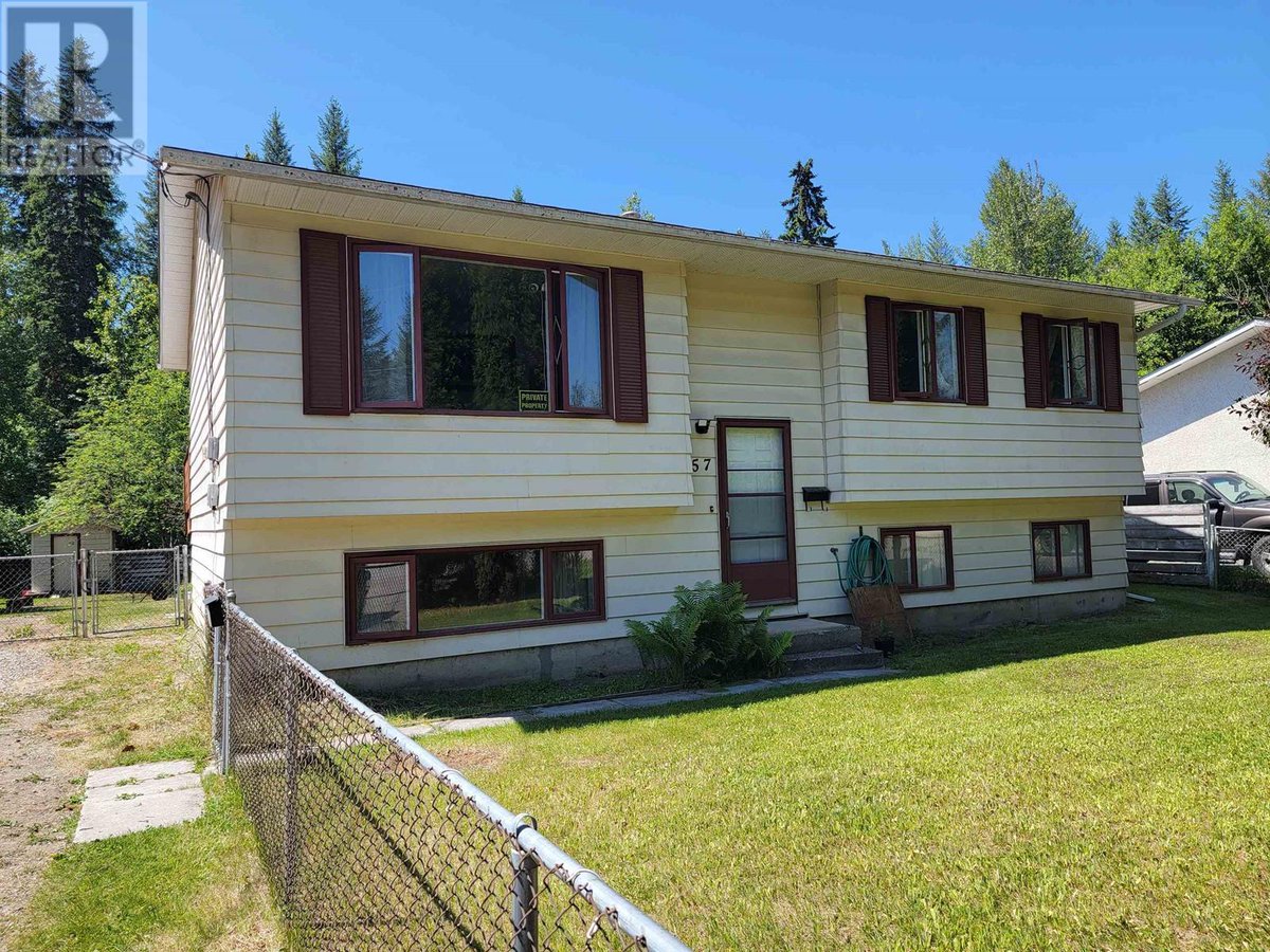 Can't afford living in #Vancouver? Move to beautiful Quesnel BC for a fraction of the cost.

realtor.ca/real-estate/25…

#BCrea #investmentproperty #BritishColumbia 

<a href="/HomeVancouver/">Aimee Zheng Real Estate</a> <a href="/JasonWoodRealty/">Jason Wood</a> <a href="/MattrHenry/">Matt Henry</a> <a href="/jesse_kleine/">Jesse @ Kleine Real Estate</a> <a href="/AngeleLAbbe/">Angèle L'Abbé</a>