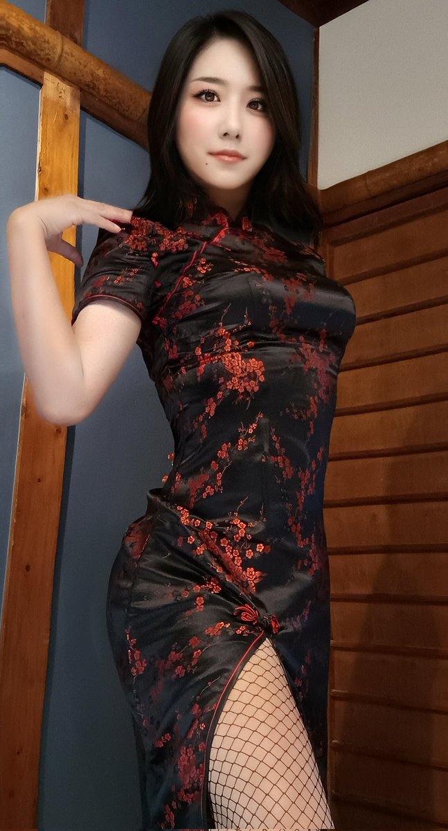 daysblue1's tweet image. みなさんおはろ〜😅
‥‥‥ちょっとやってみたかった
だけさ😂
＃カコジョ
＃faceapper
#コスプレ晒すとフォロワー増えるって聞いたんですが