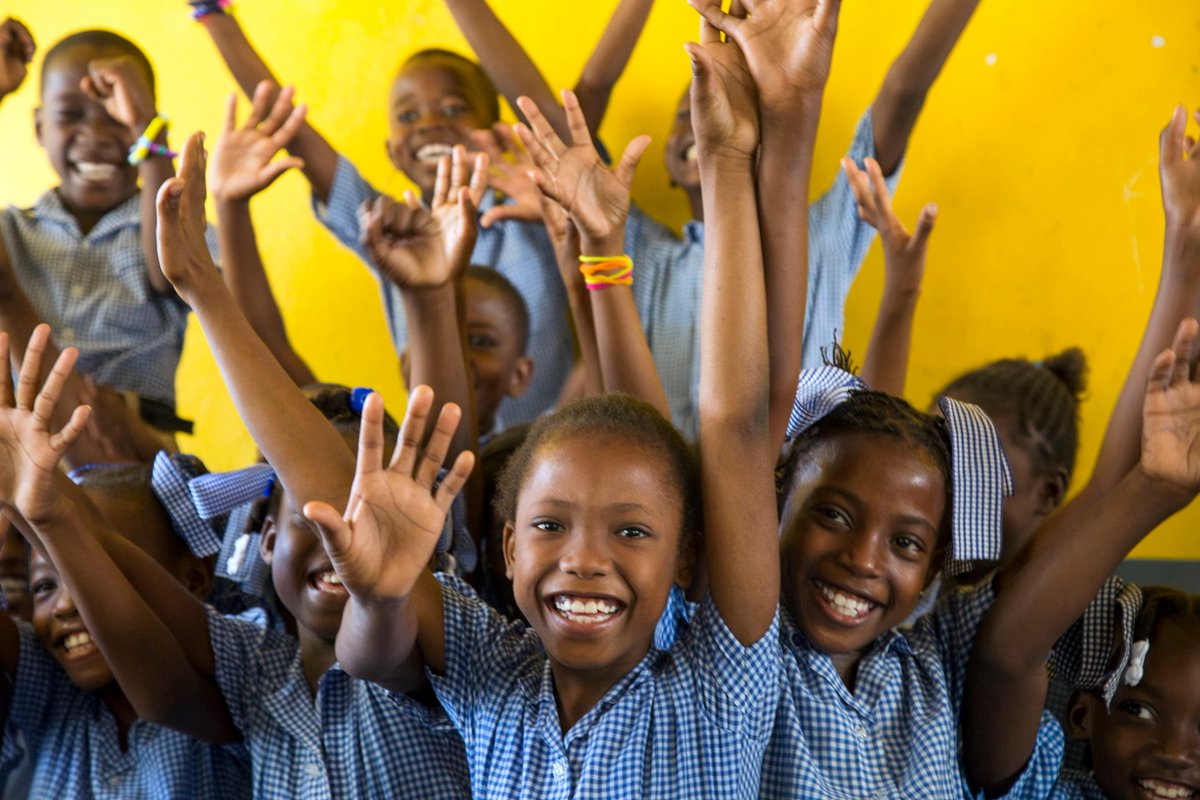 All, yes ALL children deserve access to quality and equitable education! No matter their ethnicity, nationality, age or economic status 📚🌎🙌  RT if you agree!