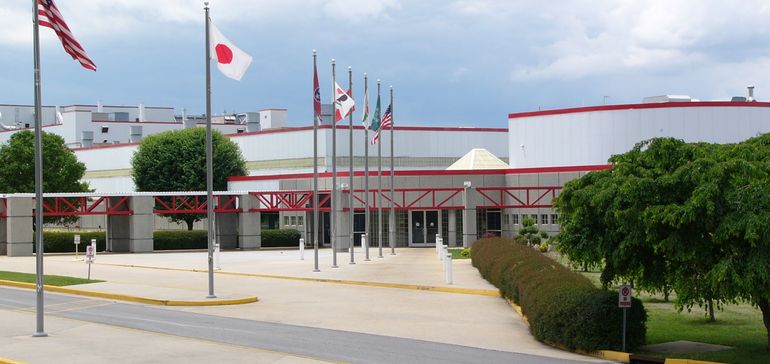 Rig_Park's tweet photo. Bridgestone announces $550M plant expansion to meet demand for smart tires https://t.co/Wg36B2TleC #trucking #truckers #rigpark #truckstop #freight #2022 #parking https://t.co/IKK3khERSQ