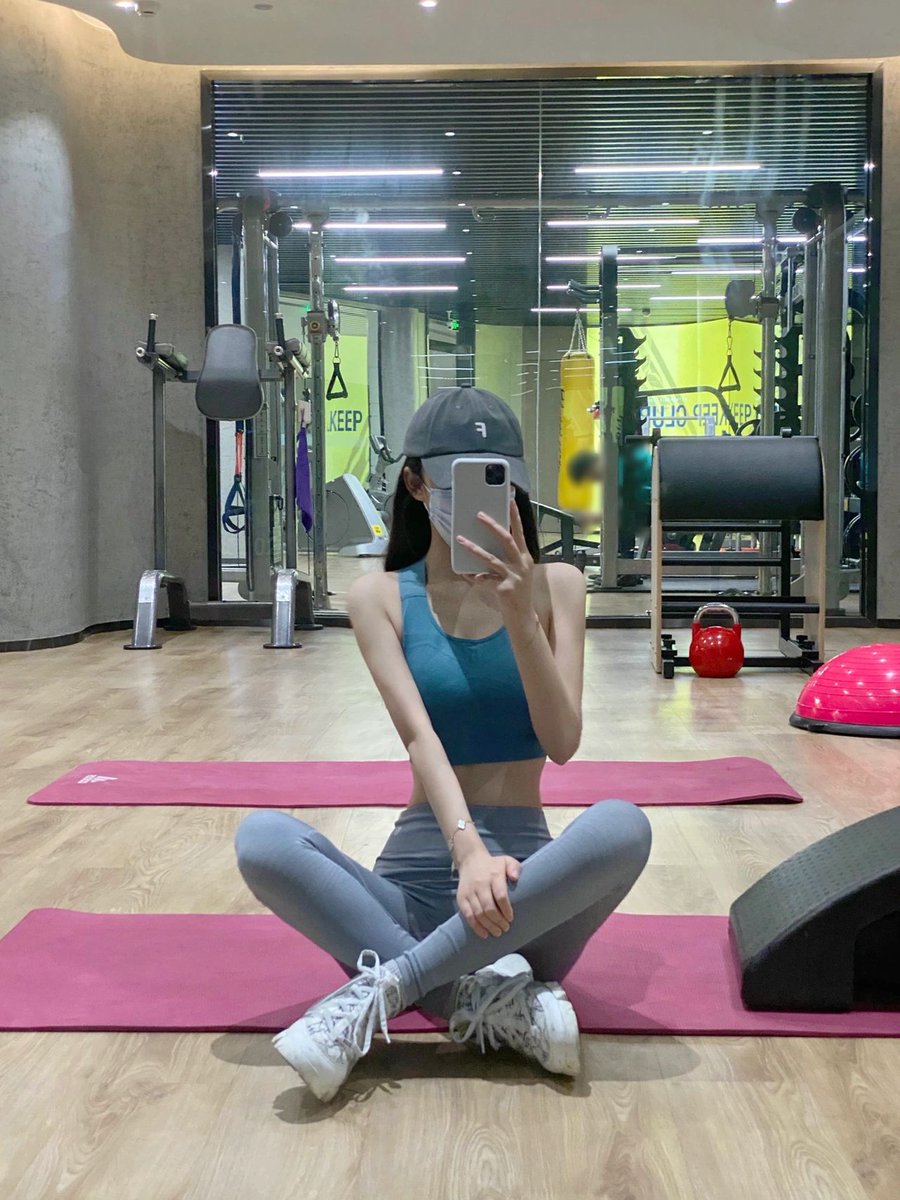 RachelMilllo's tweet photo. 🇺🇸🇺🇸🇺🇸😆💪🥰😂💪💪🏻👧🏻 "Like a bright shooting star, she shows the light of resilience and strength. I am the girl of fitness, the sturdy tower of mind and body." #fitness #fitnessclasses #gymnear #fitnessinstructor #fitnessworkout https://t.co/MTms1BhBCf