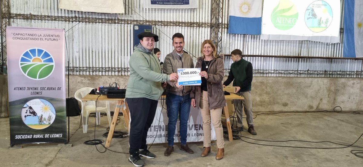 #DIAACAMPO
Los jóvenes del Ateneo Leones volvieron a lucirse con su tradicional DIA A CAMPO 🙌🏻👏

#Juventuddelagro #somosCARTEZ