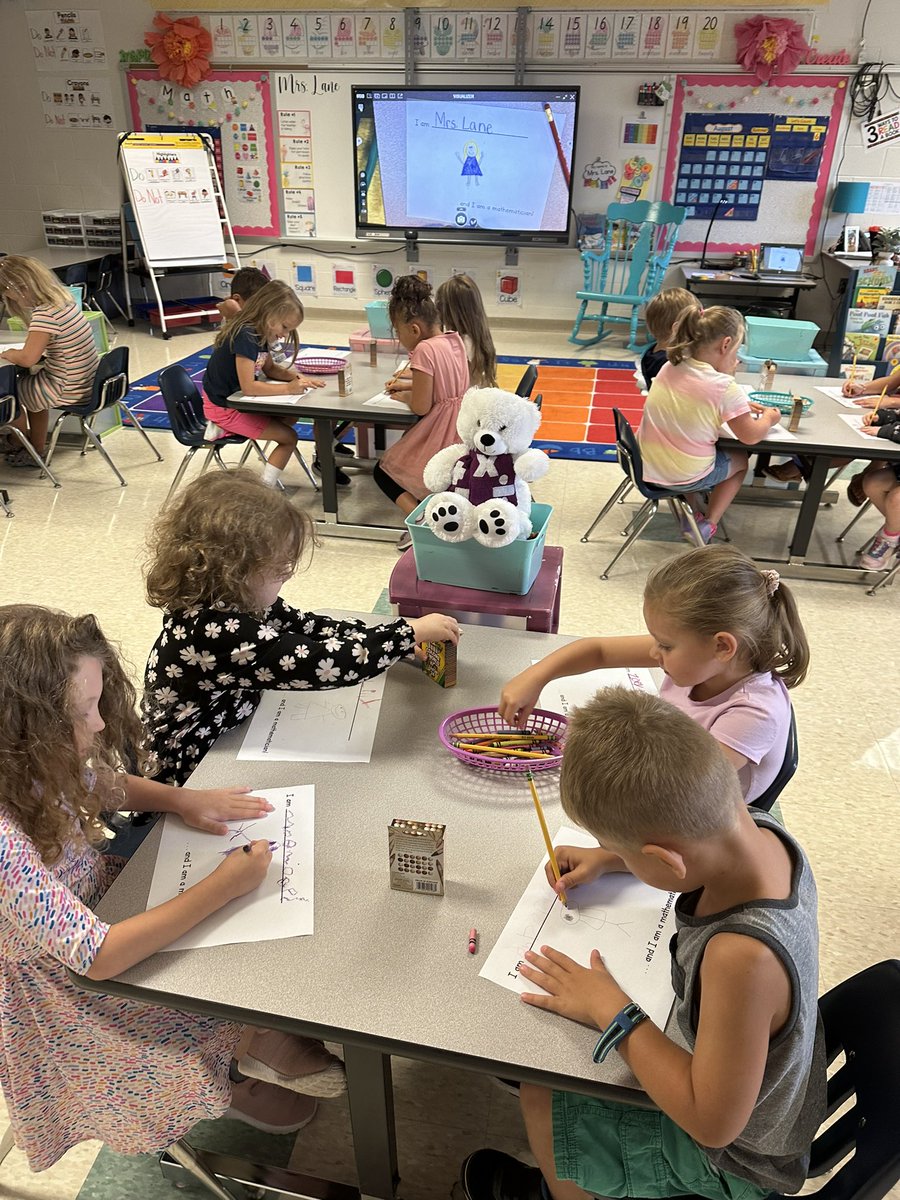MrsLaneSMEK's tweet photo. Today we were introduced to Math Max and @MathMax_andMrsB! We learned what math is and we built our community by showing everyone in our class that we can be mathematicians. It’s going to be a great year full of math fun!

#InspireNYCSD
#BecomeBelongBeNorthern 
@SMEPolarBears https://t.co/41iVtRG6Ne