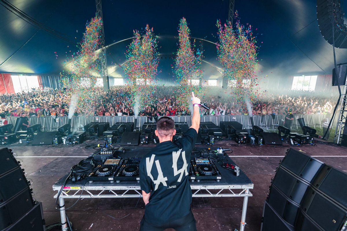 darrenstylesuk's tweet photo. Creamfields 2023… that was MEGA 🔥 https://t.co/ybTd6cUnVy