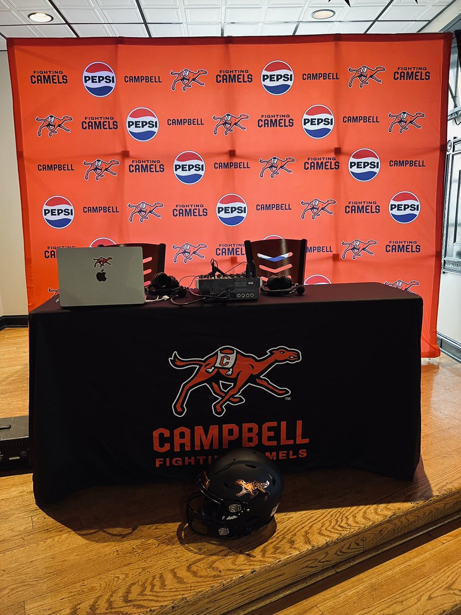 ChrisHemeyer's tweet photo. The first #CamelCall Live of the season!
If you canโt join us tonight at the County Seat from 6:30-7:30 listen live!
๐ป https://t.co/WoENKGXoP8 https://t.co/NasFgpNeks