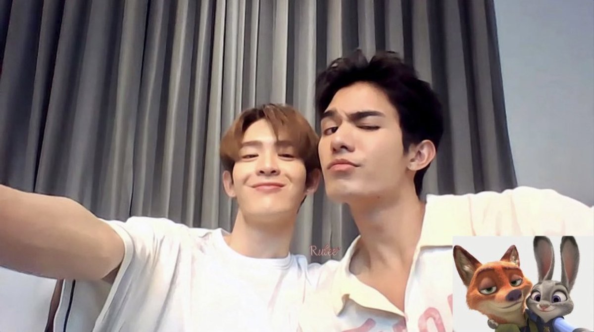 4peraya's tweet photo. This is sooo cute 🥺
Finally we got it 😂 

Cr. https://t.co/MgtHJJ7Pnv

#netsiraphop #JamesSu #NetJames #เน็ตเจมส์ https://t.co/V2bY2ts5hS