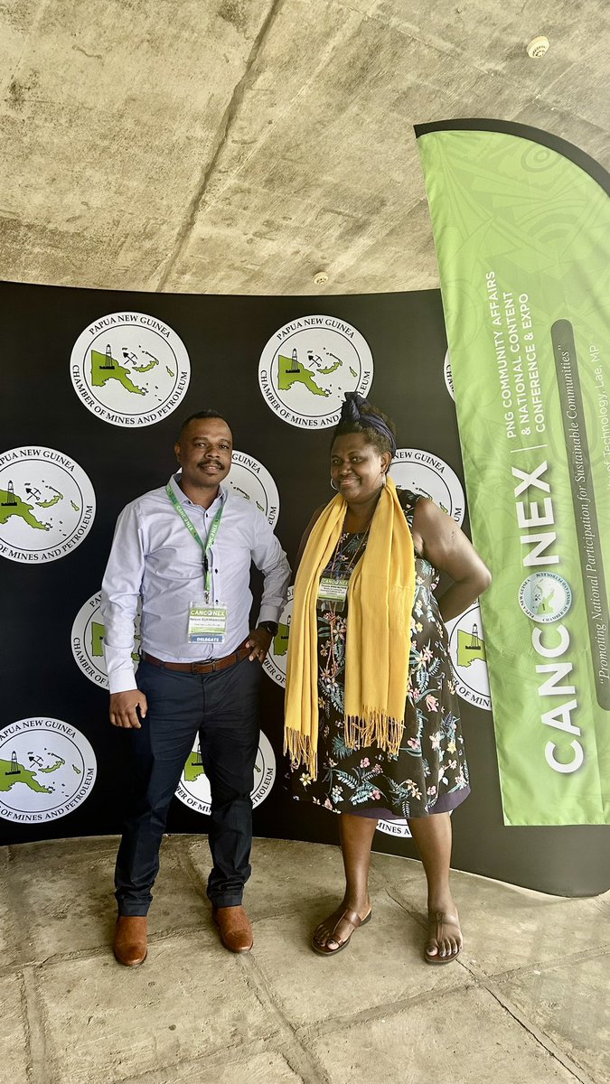 NeloSuk's tweet photo. Always good to exchange thoughts with #ABG Minister Theonila #CANCONEX #PNG https://t.co/esmDTTzJrX