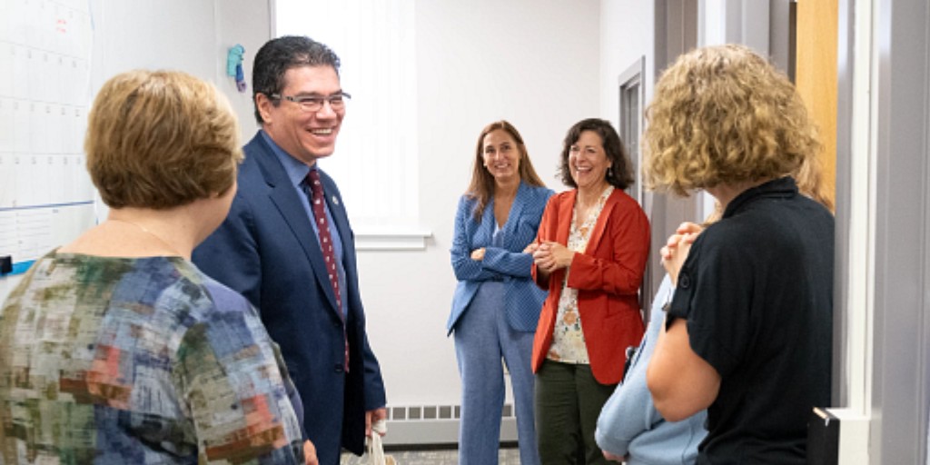 UMassChancellor's tweet image. Many thanks to Dean R. Karl Rethemyer @kretheme and Asst Dean Saulo DePaula in @sbs_umass, Dean Anna Maria Siega-Riz @SiegaRiz, Wouter Hoogkamer #kinesiology in @UMassSPHHS and all the wonderful students, staff and faculty in each for their hospitality during my recent tours.