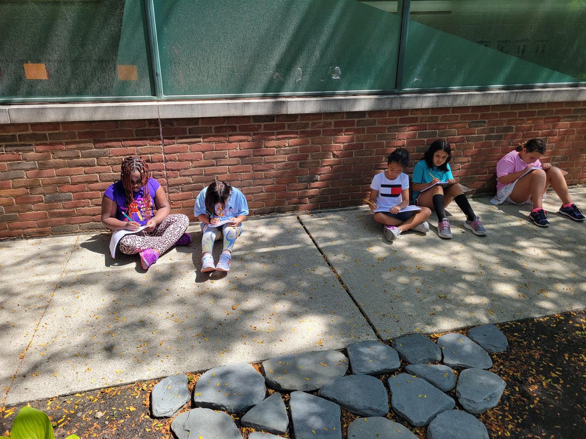 Room102and103's tweet photo. A perfect day to do our writing in the courtyard 📝🌞
#cheetahpride https://t.co/Kx9B69YwCI