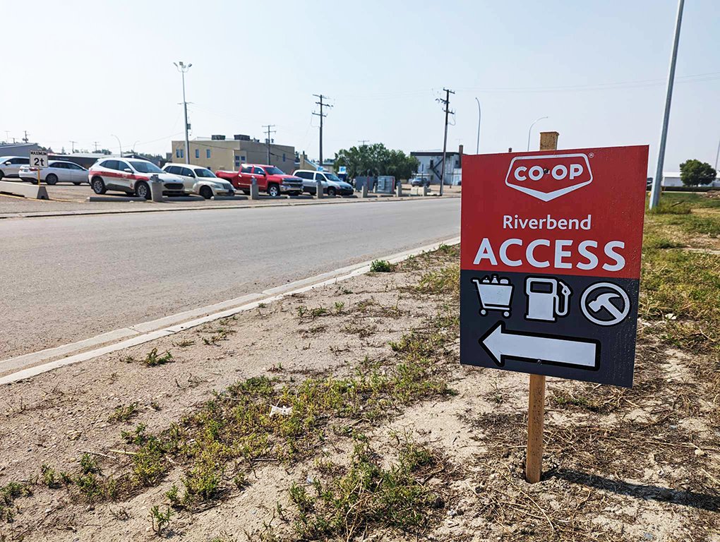 Construction is officially blocking access to the Food Store from Sask. Ave. 🚧 

Our parking lot can still be easily access from Railway Ave. ⚠️ 

Avoid the detour altogether by using our home delivery service by ordering online at shop.crs