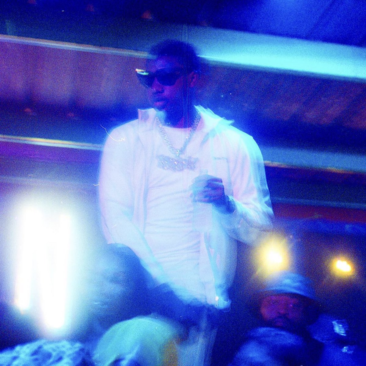 rob49up's tweet photo. FADED 🦅 https://t.co/6vYKNMJnv2