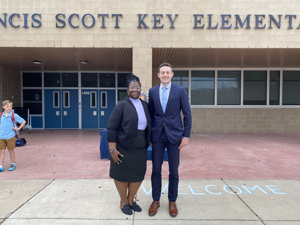 TMac022's tweet photo. Day 1 in the books!! An amazing start to the new year! So happy to have this guy as my AP; he’s a natural leader! #APVW #wearefsk #fromgoodtogreat #ClnLive5 https://t.co/JFfGQVJCs6