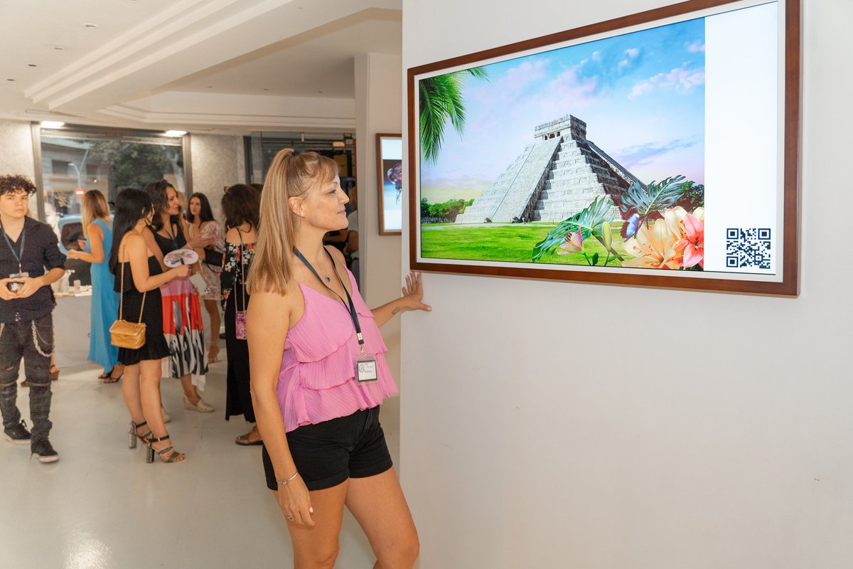 Toolip Art Gallery tweet media