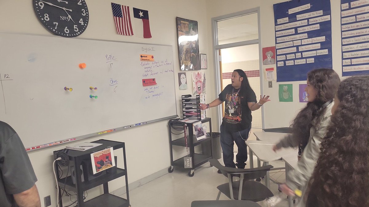 Andress Game and Geek's first meeting of the year is off to a great start. We have Smash Brothers, Minecraft, and Pop Darts going ok in D528 till 515. Stop by! #Weareandress