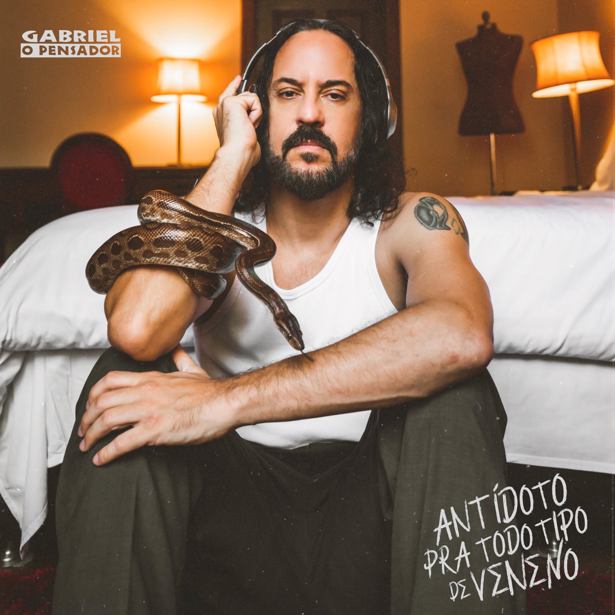 pensadorgabriel's tweet photo. Novo álbum “ANTÍDOTO PRA
TODO TIPO DE VENENO”
disponível em todas as plataformas dia 15.09 à 00h https://t.co/9lBRhPtfj7