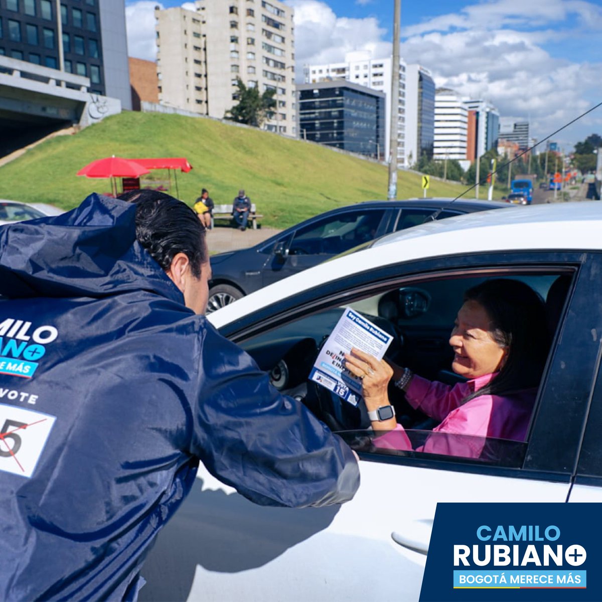 camilorubianobe's tweet photo. 💪🏙️Iniciamos la semana con toda la energía, donde seguiremos caminando, escuchando y hablando con ustedes porque #BogotaMereceMás1️⃣5️⃣💙#CD15 #AlConcejo #VOTACentroDemocratico