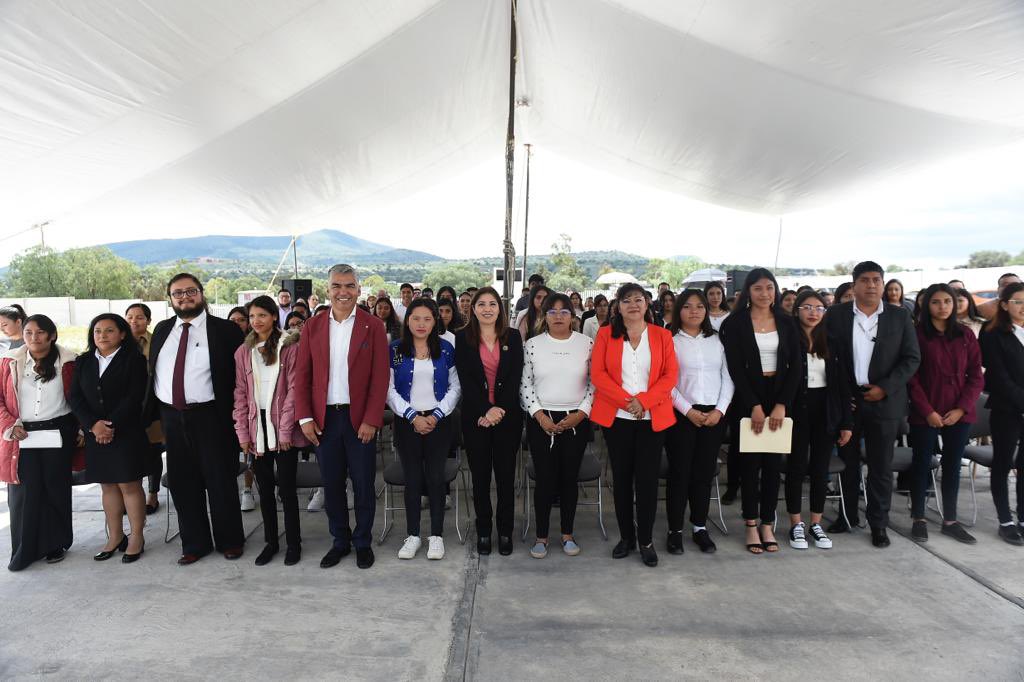 jorgegalileocv's tweet photo. Damos inicio al Primer Ciclo Escolar 2023-2027 de nuestras licenciaturas de educación primaria y preescolar en compañía del alumnado, padres de familia y autoridades @BerthaCasado  @MiriamCoronelM @SeducEdoMex @CREDOMEX_EDOMEX https://t.co/tK6fkxpXvT