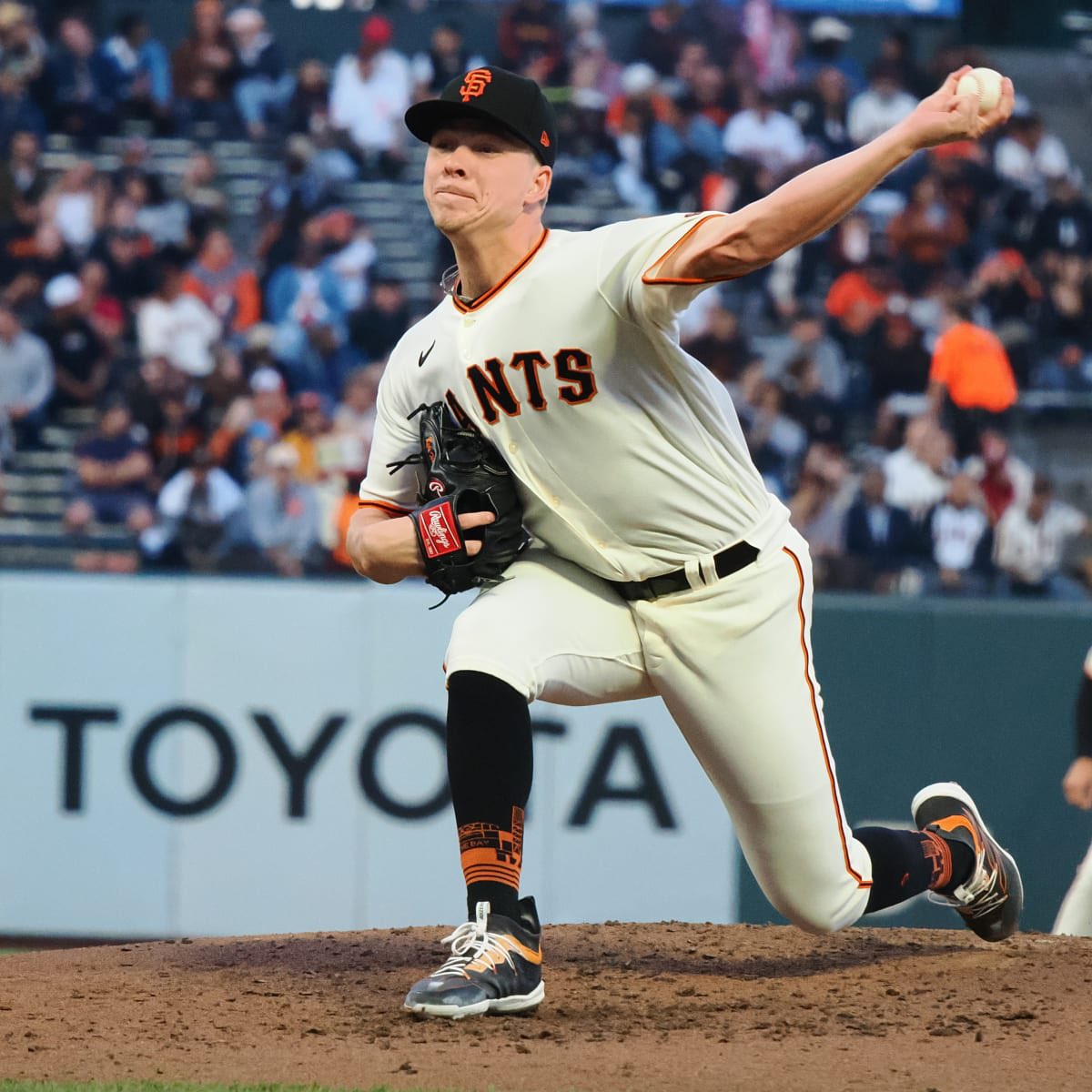 In his first game at Oracle Park, Kyle Harrison finished with 11 strikeouts… ARE YOU FUCKING KIDDING ME 🔥