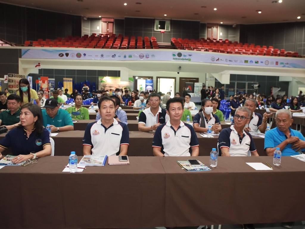 Flylab14's tweet photo. Thank you Rambhai Barni Rajabhat University for the opportunity to be part of this important seminar which focuses on the promotion of the sustainable development of the Thai shrimp industry. 🦐 https://t.co/X37aLxx7vr